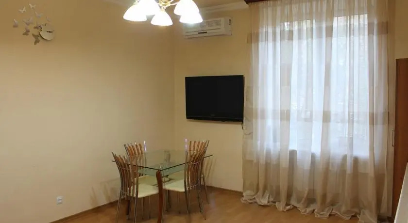 Ереван: Studio Nalbandyan