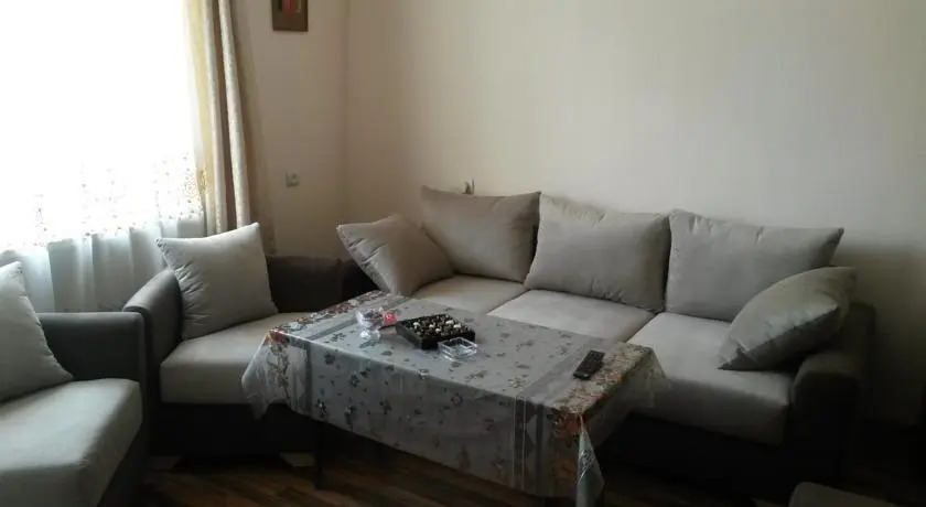 Ереван: Hrachya Kochar 1 apt 22