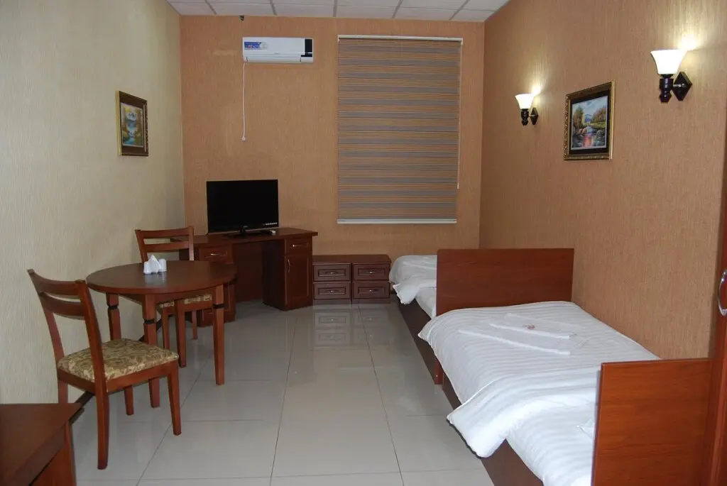 Ташкент: Al-Farobiy Hotel