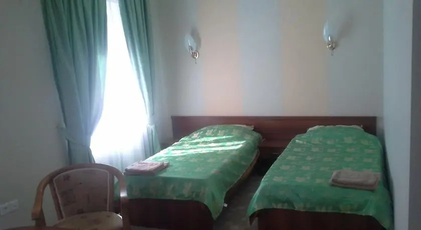 Ташкент: Park Hotel & Baht