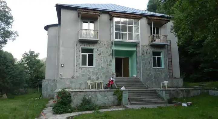 Дилижан: Kamurji Tak Dilijan