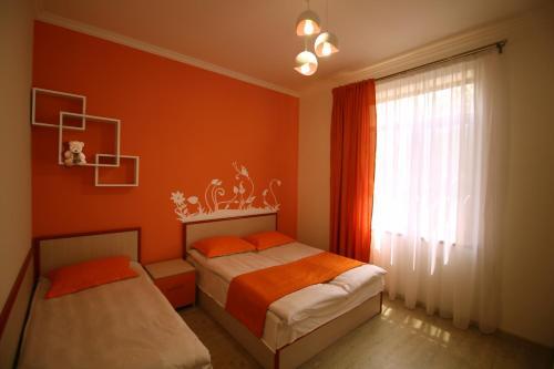 Дилижан: Arch House