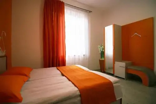 Дилижан: Arch House