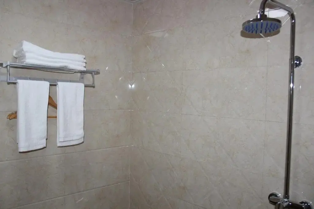 Циндао: Qingdao Haoke 100 Business Hotel