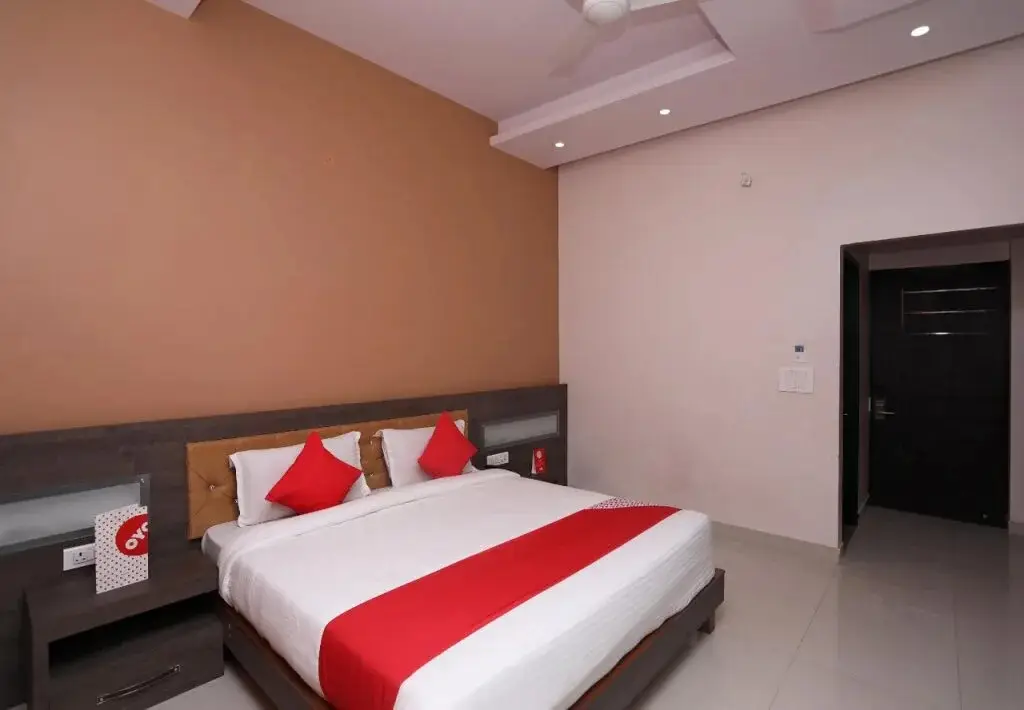 Алвар: Golden Bagh Resort
