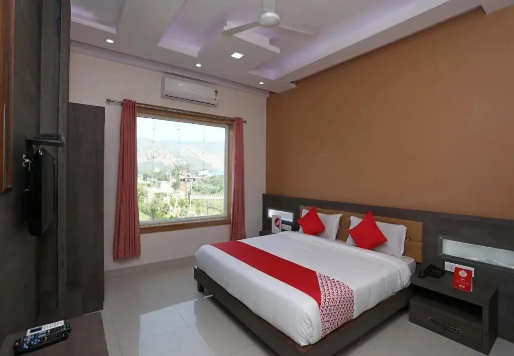 Алвар: Golden Bagh Resort