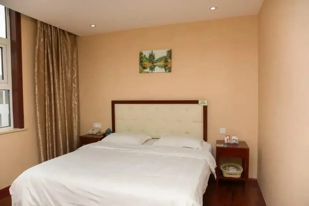 Цзинин: GreenTree Inn ShanDong JiNing YanZhou Railway Station ShunCheng Street Express Hote