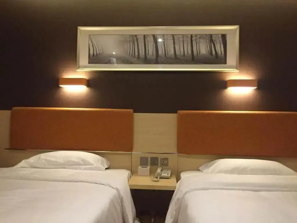 Чэндэ: Super 8 Hotel Chengde Fengning Xin Feng Lu