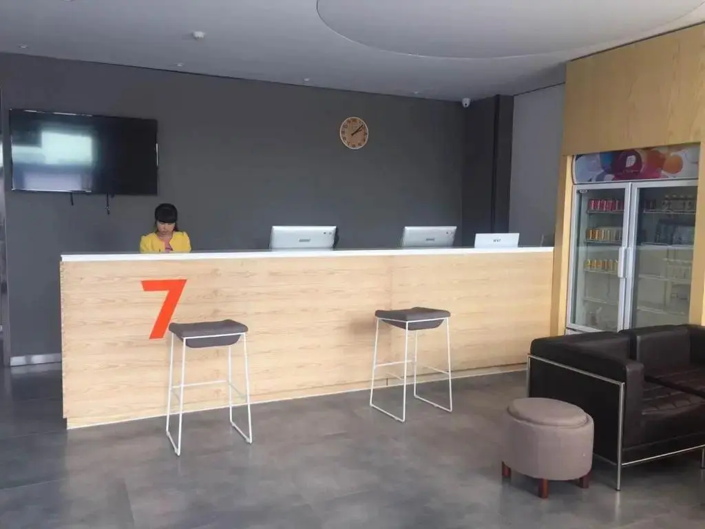 Чэндэ: Super 8 Hotel Chengde Fengning Xin Feng Lu