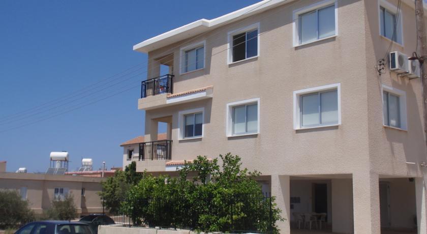 Эмпа: Marios Apartments