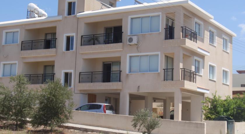 Эмпа: Marios Apartments