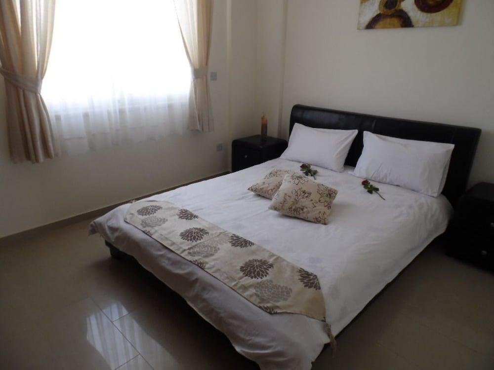 Пафос: Andriana II Apartment Complex