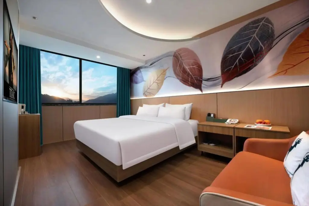 Панжихуа: Renhe Hotel (Panzhihua Renhe Square High-speed Railway Station)