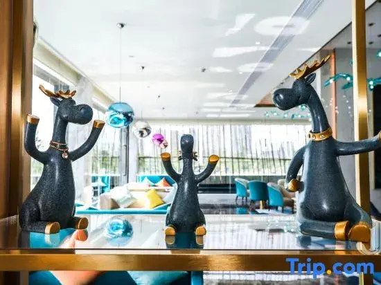 Чэнду: Jinju Hotel (Chengdu Financial City Yintai Center in99)