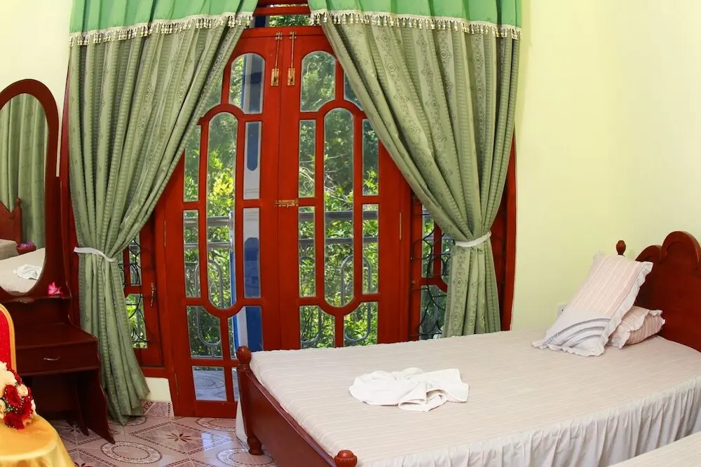 Галле: Galle Holiday Resort