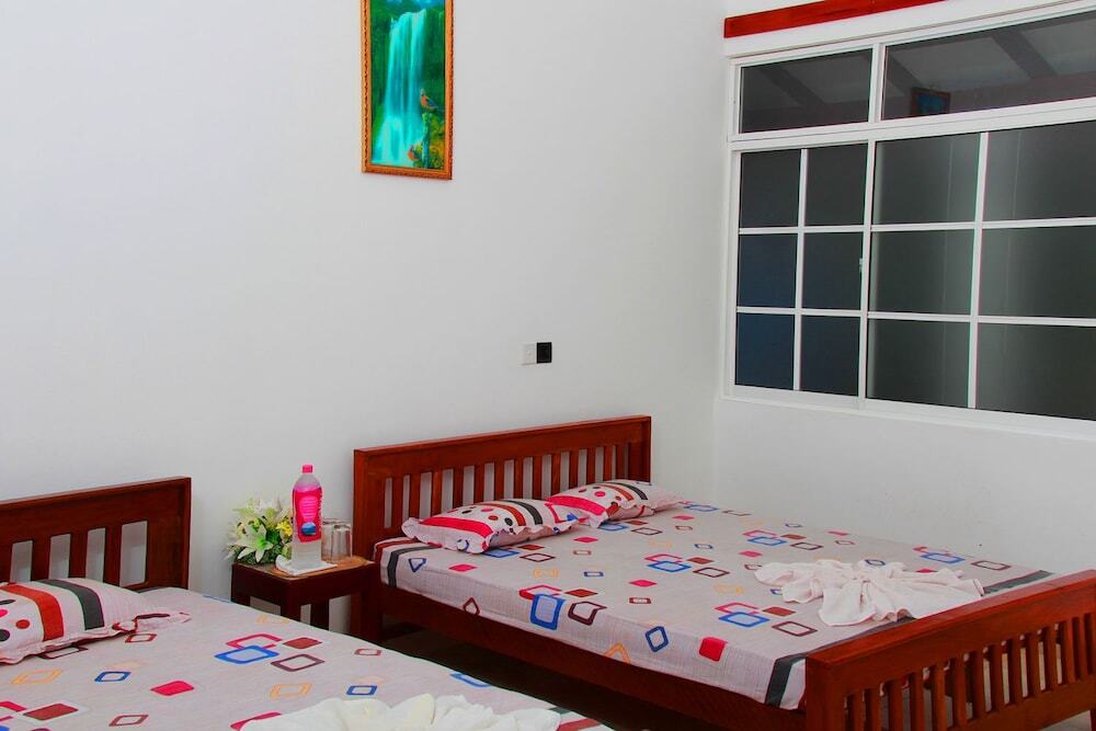 Галле: Galle Holiday Resort