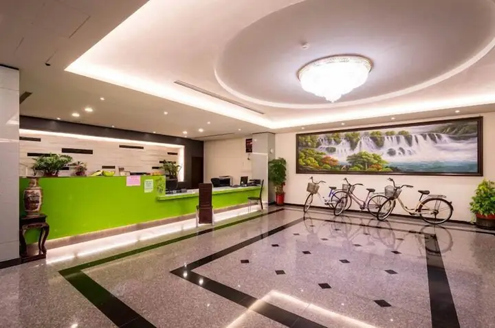 Батуми: Yundu Business Hotel