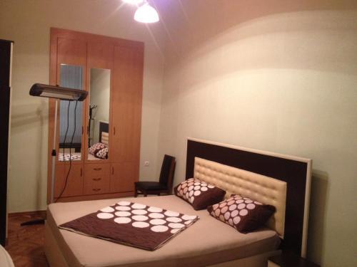 Баку: Apartment on Nizami Street 81