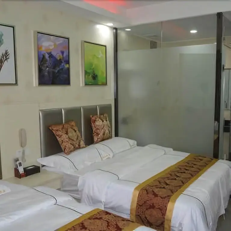 Гуанчжоу: Guangdong Qiaohong Hotel