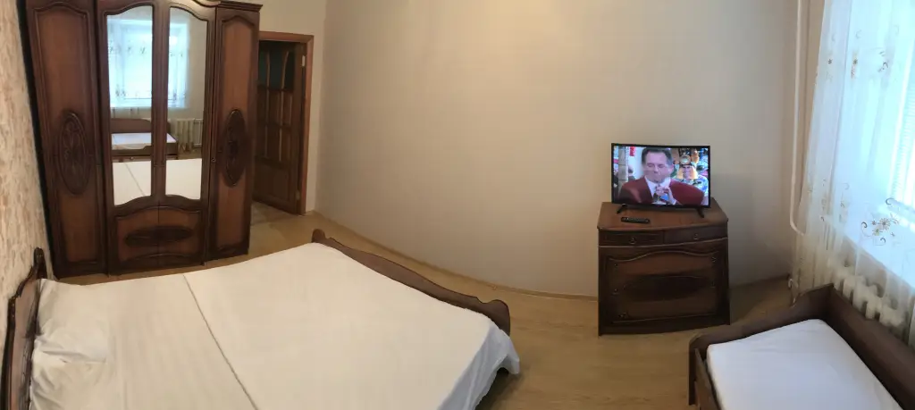 Новый Уренгой: Апартаменты Like home Мирный 7/2