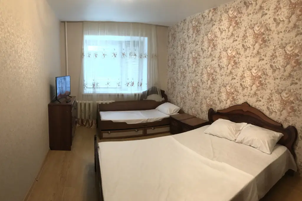 Новый Уренгой: Апартаменты Like home Мирный 7/2