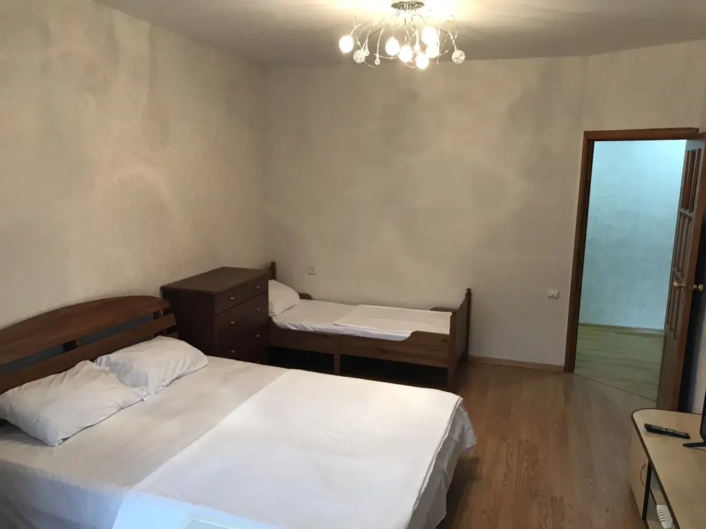 Новый Уренгой: Апартаменты Like home Мирный 7/2