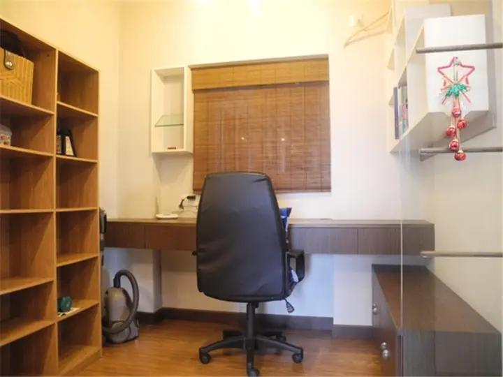Шэньчжэнь: Shenzhen Leyi Family Apartment