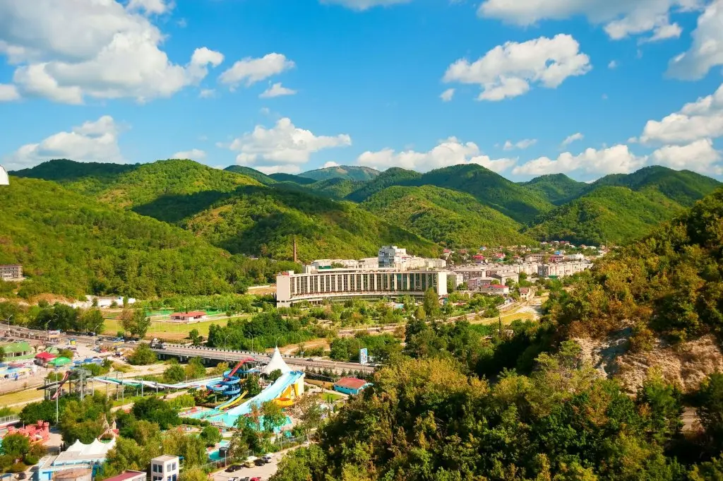 Небуг: Molnija (Tuapse)