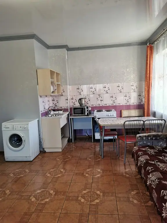 Горно-Алтайск: Апартаменты на 8 Гостей