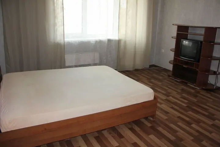 Красноярск: Апартаменты на Алексеева 21