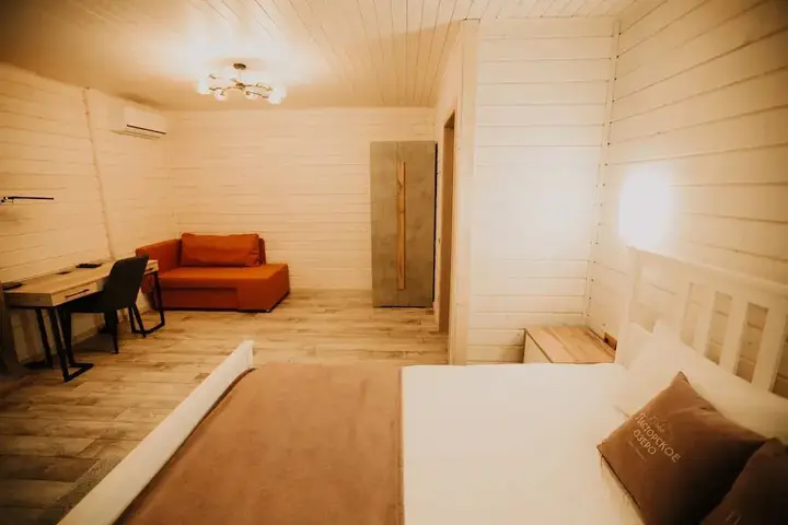 Kameshki: Pastorskoe Lake Holiday Park