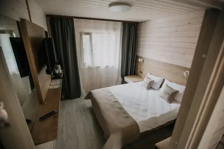 Kameshki: Pastorskoe Lake Holiday Park