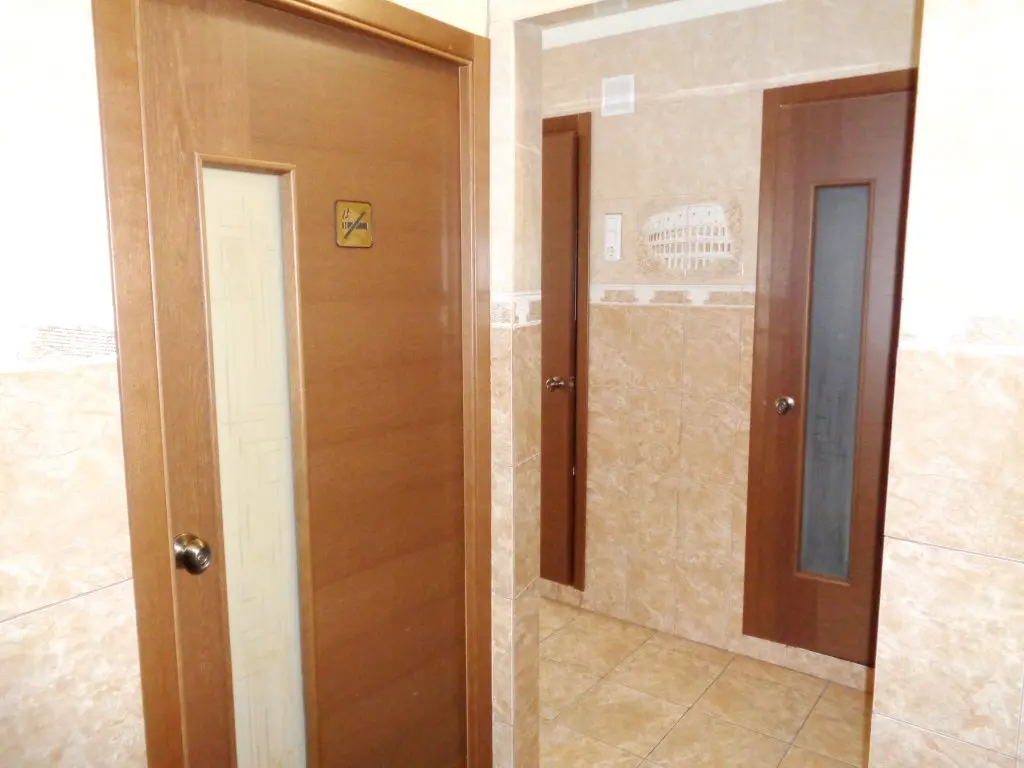 Красноярск: Апартаменты на Батурина 20 (2 этаж)