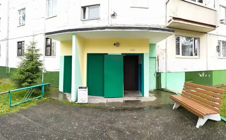 Ноябрьск: Sever Мира 84Б