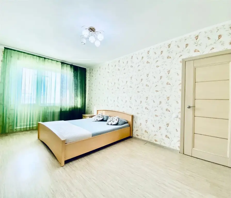 Ноябрьск: Sever Мира 84Б