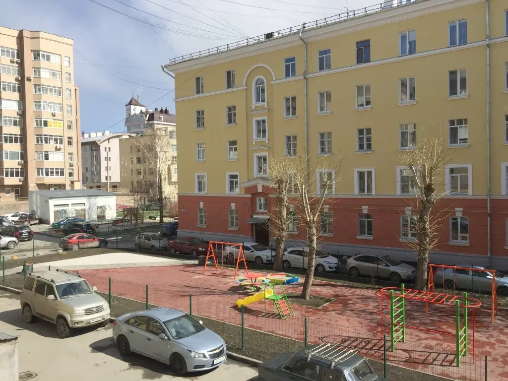 Екатеринбург: Апартаменты на Белинского 71
