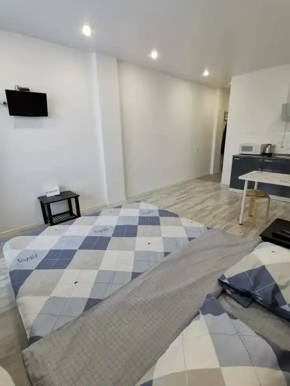 Волгоград: Апартаменты на Бульваре 30-летия Победы 42
