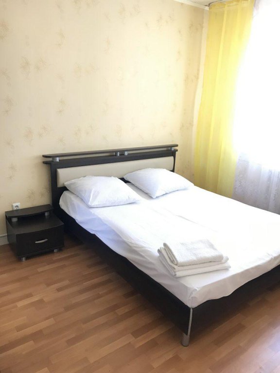 Салехард: Апартаменты на Чубынина 25/108