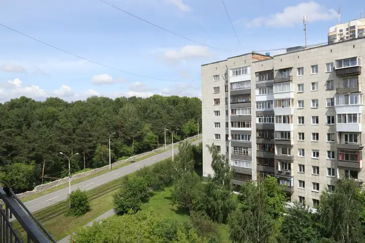 Екатеринбург: Апартаменты на Гурзуфской 34