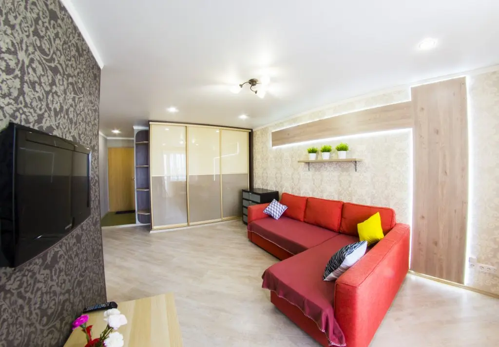 Омск: Na Irtyishskoj Naberezhnoj 25 Apartments