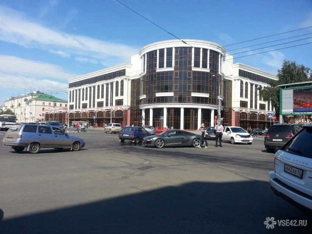 Кемерово: Апартаменты на Кирова 25