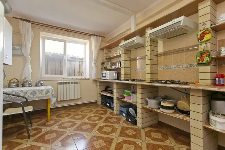 Анапа: Na Kirova 30 Guest House