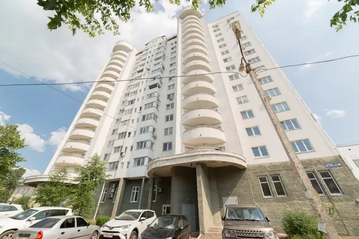 Уфа: Апартаменты Колосс на Комсомольской