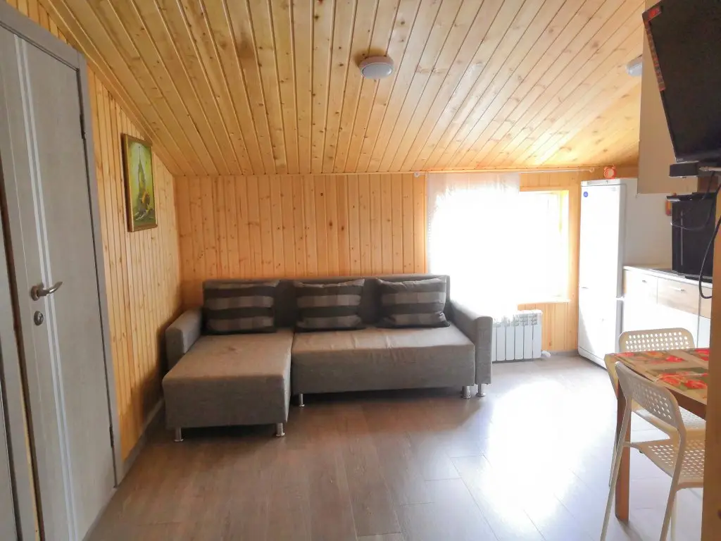 Сочи: Апартаменты на Красных Партизан 8