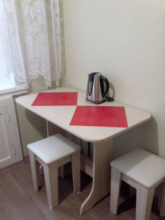 Новосибирск: Na Kryilova 64 Apartments