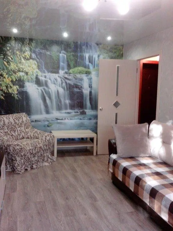 Новосибирск: Na Kryilova 64 Apartments