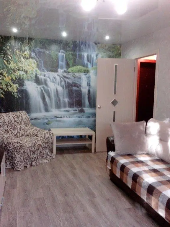 Новосибирск: Na Kryilova 64 Apartments