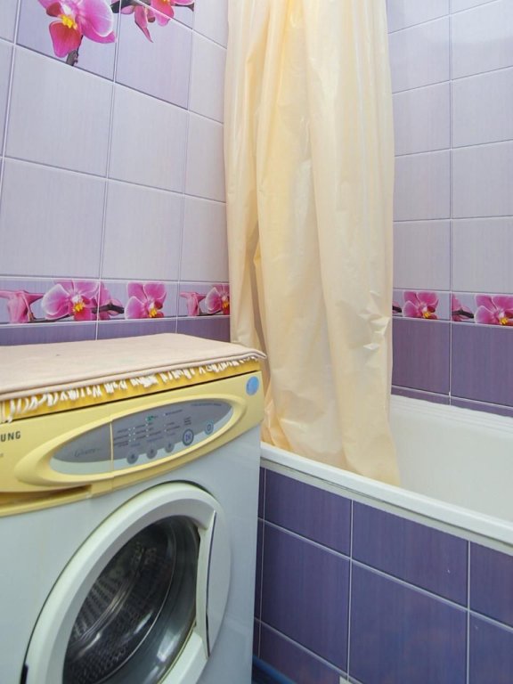 Челябинск: Апартаменты на Монакова