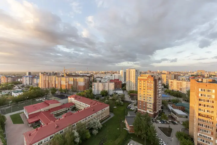 Тюмень: Na Pervomayskoy VyDoma Apartments