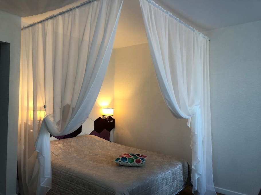 Казань: Апартаменты на Петербургской